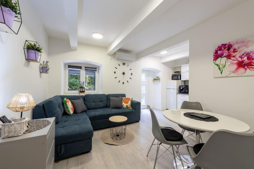 Garden Oasis Center Apartman