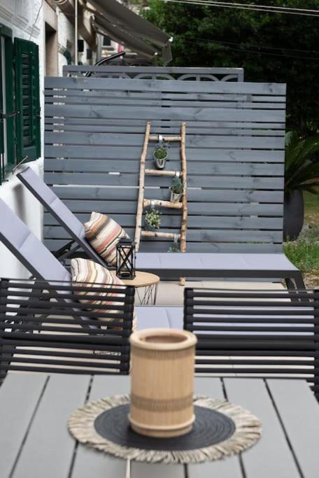 Garden Oasis Center Apartma